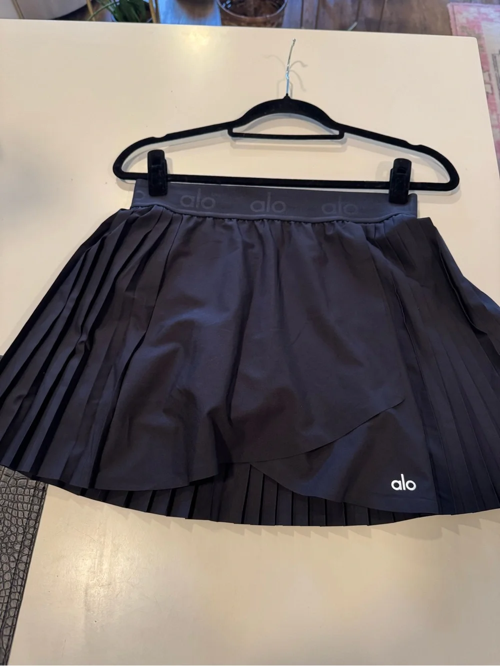 *RARE* ALO Yoga Varsity Tennis Skirt